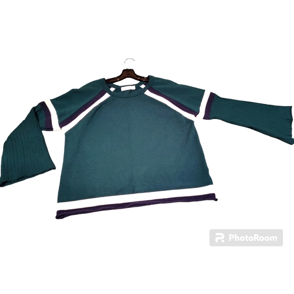 Summer & Sage Green and Navy sweater - Picture 3 of 8